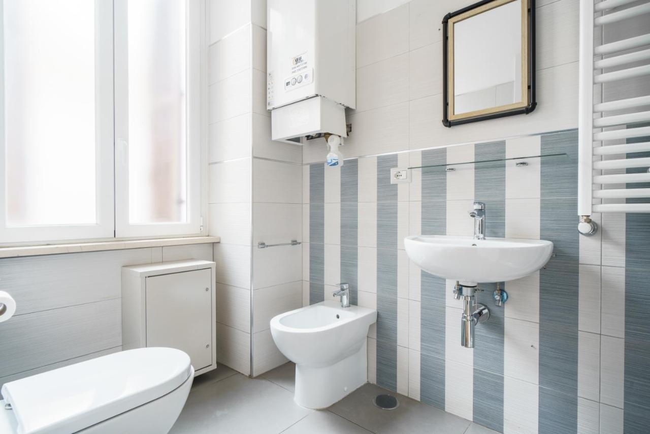 Dreamynest Quattro Cantoni - 2 Bdr Vicino Il Colosseo Róma Kültér fotó