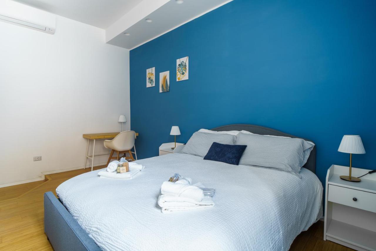 Dreamynest Quattro Cantoni - 2 Bdr Vicino Il Colosseo Róma Kültér fotó